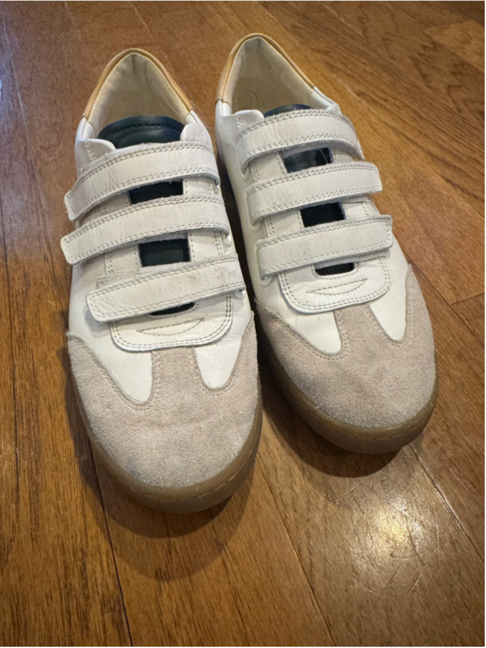 Women’s Sam Edelman Velcro Sneakers Size 9.5 White and Beige